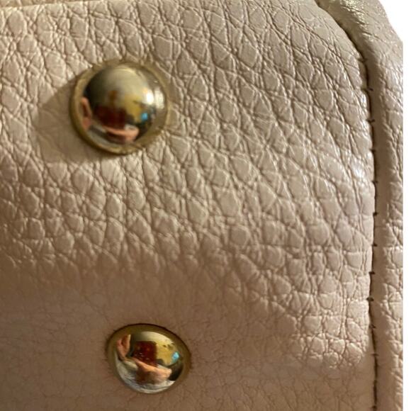 Anne Klein Tote 13 1/2 x 12 x 2 1/2 Beige Pebbled Faux Leather - Picture 10 of 13